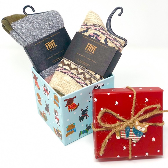 Frye Accessories - Frye gift box set of 2 socks